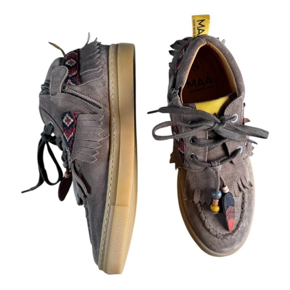 MAÁ Kids Suede Moccasin Sneakers Fringe Beaded Leather Shoes Size 36 / US 4–4.5 - Picture 7 of 14